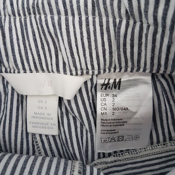 2/$20🛍H&M Wide-leg Pants Stripes - Picture 4 of 13